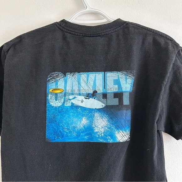 Y2K Oakley Surf Black Tee with Blue Graphic - Picture 7 of 9